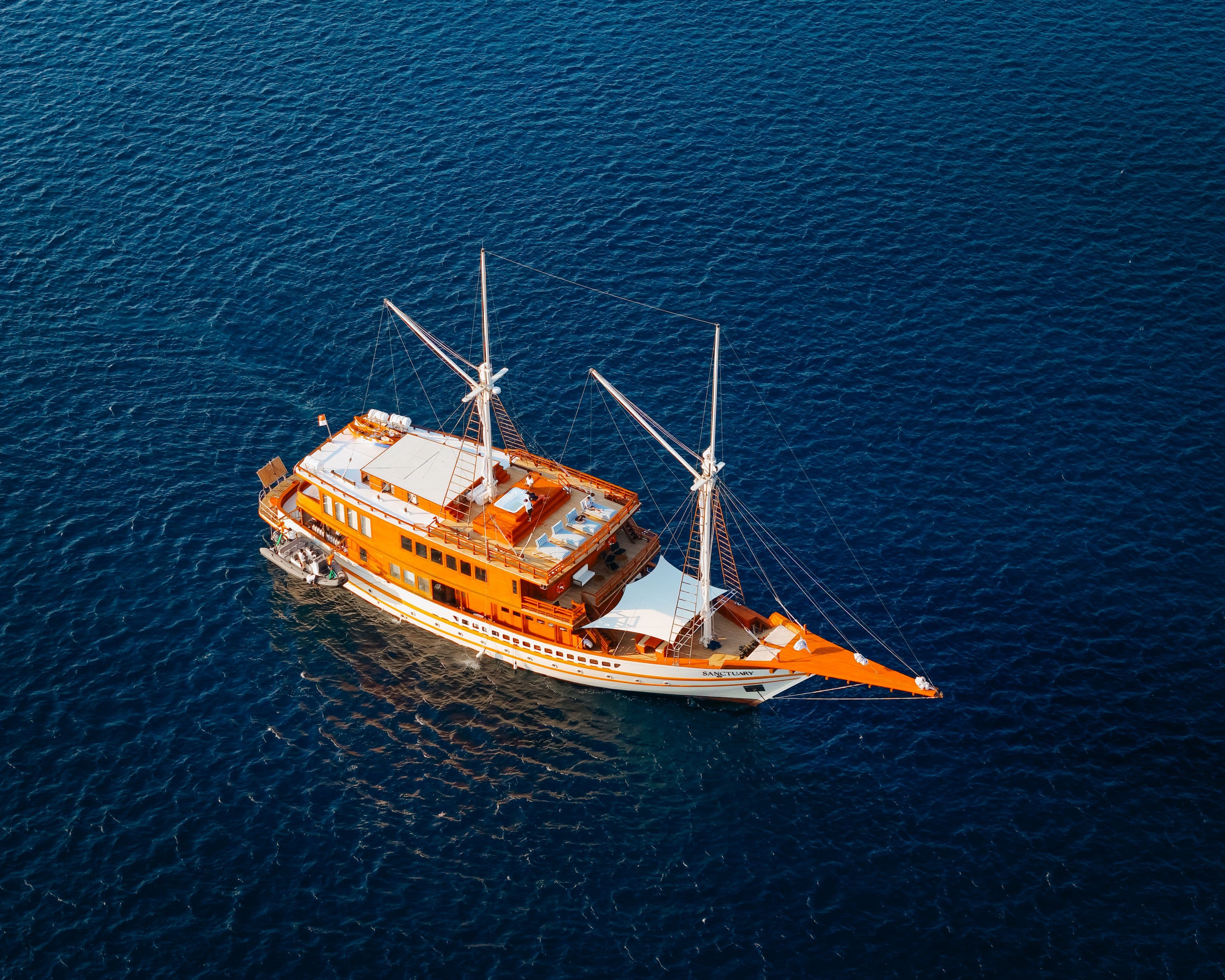 Sanctury Yacht