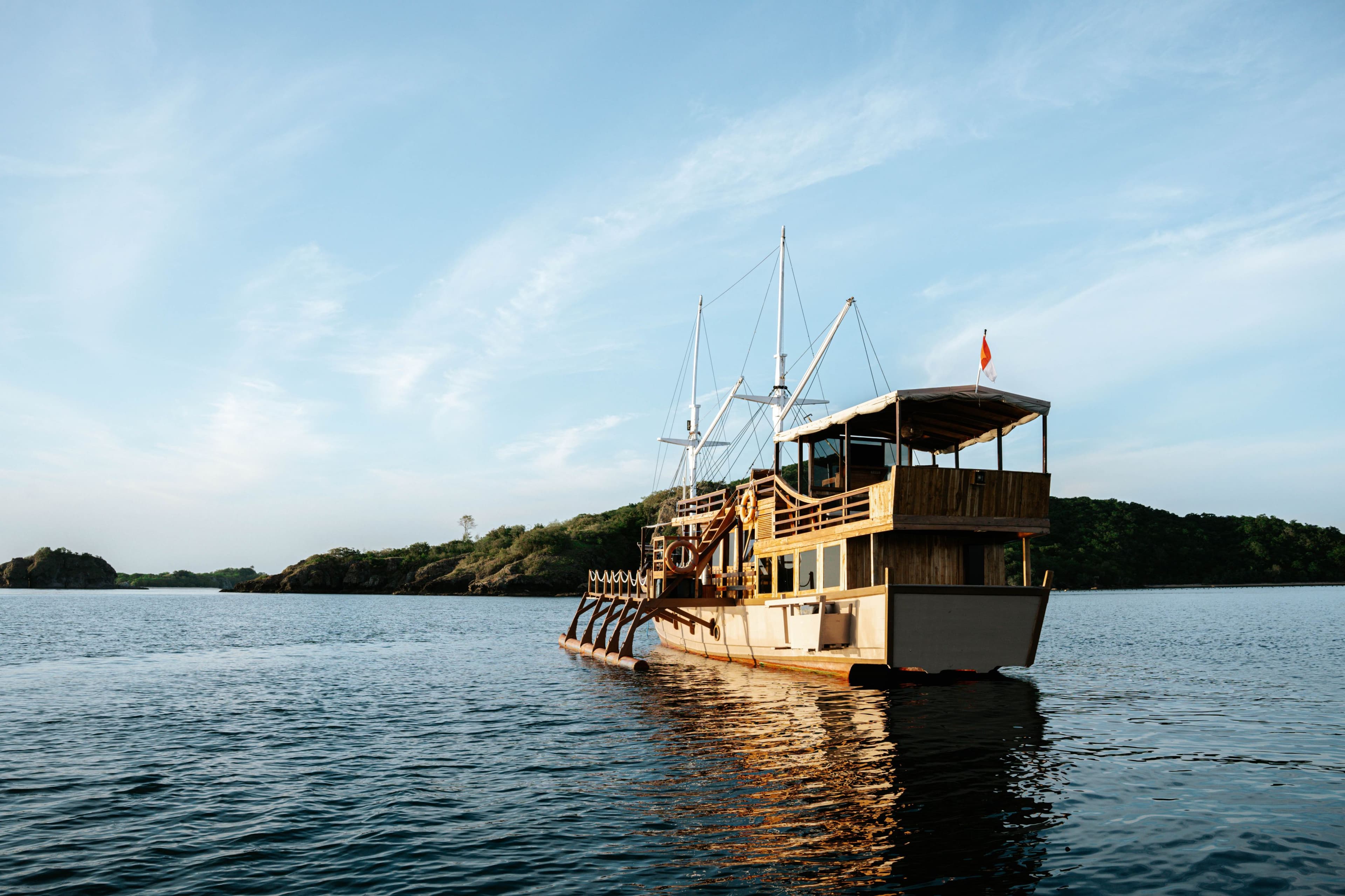 Jofiel Yatch